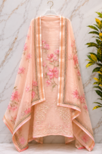 Insiya:Naayra Linen Suit with Artisan Knot Work