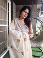 Kantha Stitch off-White Saree - Image 3