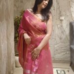Insiya: Shimmering Cotton Tissue Linen Jamdani Saree
