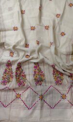 Kantha Stitch off-White Saree - Image 5