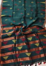 Green temple Linen Saree - Image 6