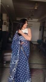 Indigo Floral hand block Saree - Image 3