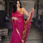 Noorvi Magenta Linen Cotton Saree