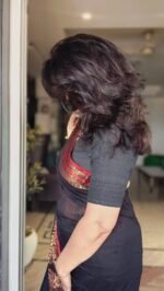 Mul Cotton Black and Red Border Saree - Image 5