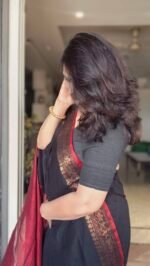 Mul Cotton Black and Red Border Saree - Image 4