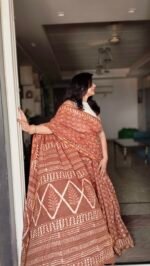 Hand Block Brown Saree - Image 4