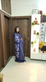 Navy blue linen saree - Image 3